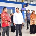 Asrul Sani Sambut Kedatangan Pj Gubernur Sulsel di Bandara Bua Luwu