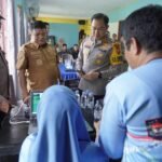 Pj Bupati Luwu Tinjau Pelaksanaan Pasar Murah dan Perekaman KTP Elektronik di Bua