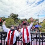 Diiringi Tarian Pangngaru, Ribuan Simpatisan Antar PD-HB Daftar ke KPU Palopo