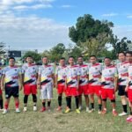 Melintas di Kota Palopo, Andi Sudirman Sempatkan Main Bola