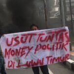 Unjuk Rasa di Makassar, Mahasiswa Desak Bawaslu Usut Tuntas Kasus Amplop Budiman-Akbar