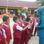 Kunjungi SDN 147 Wonorejo, TP PKK Luwu Timur Dorong Pemberian Gizi dan Literasi Anak