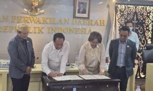 Senator Waris Halid Perjuangkan Reaktivasi Bandara Bone dan Terminal Tipe A di Toraja Utara