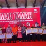 Pemkab Luwu Timur Raih Dua Penghargaan Bergengsi dari Pemprov Sulsel