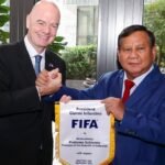 Prabowo Bertemu Presiden FIFA, Bahas Masa Depan Sepak Bola Indonesia