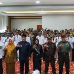 Kukuhkan 14 Kepala Desa, Bupati Irwan Dorong Kades Jadi Pelayan Masyarakat