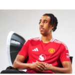 Tolak Real Madrid, Leny Yoro Ungkap Alasan Tak Menyesal Gabung Setan Merah